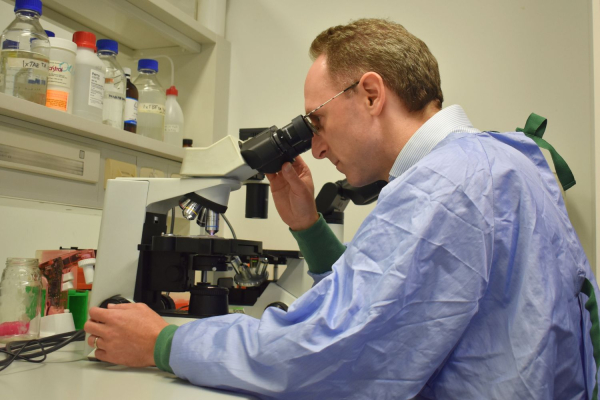 Prof Anton Peleg in the lab